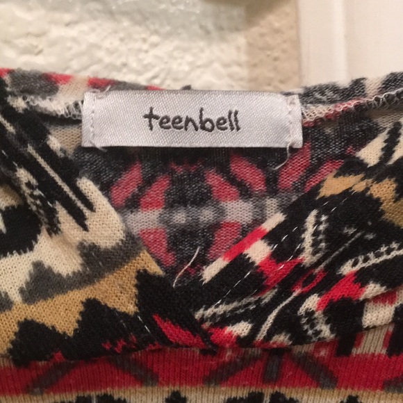 Patterned Bodycon Dress - Picture 2 of 3